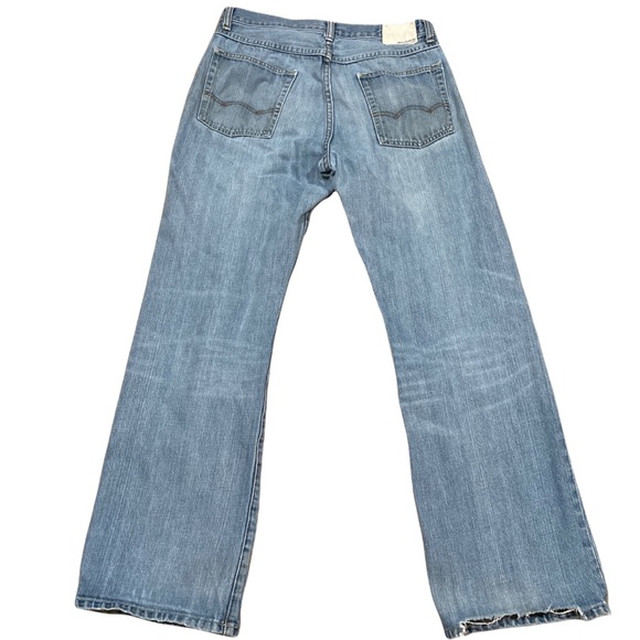 American Eagle Relaxed Fit Bootcut Jeans - Picture 7 of 11